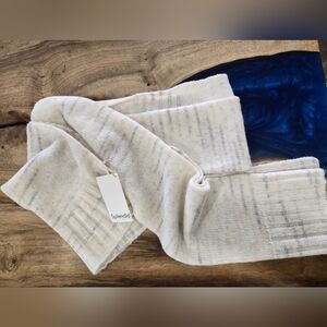 Splendid Wool Blend Blanket Scarf